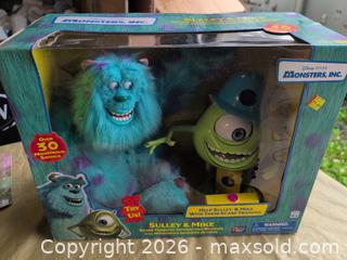 MaxSold Auction: Disney Pixar Sulley & Mike Animated Talking Plush Set - Welland (Ontario, Canada) SELLER MANAGED Reseller Online Auction - Young Road