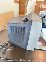 MaxSold Auction: Toshiba MV13DN2C CRT TV with Built-in VCR, ~11" Screen - Saanich (British Columbia, Canada) PARTNER MANAGED Downsizing Online Auction - Marsett Place