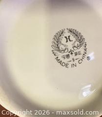 MaxSold Auction: Coffee pot and more.  - Toronto (Ontario, Canada) Downsizing Online Auction - Maxwell Street