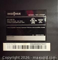 MaxSold Auction: Insignia TV C - Toronto (Ontario, Canada) Downsizing Online Auction - Maxwell Street