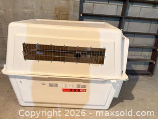 MaxSold Auction: Petmate Dog Crate D - Toronto (Ontario, Canada) Downsizing Online Auction - Maxwell Street