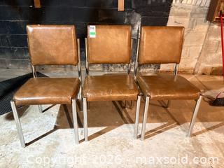 MaxSold Auction: Vintage Chairs C - Toronto (Ontario, Canada) Downsizing Online Auction - Maxwell Street