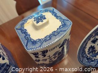 MaxSold Auction: Blue Willow Transferware Porcelain Dinnerware Set - Ottawa (Ontario, Canada) SELLER MANAGED Estate Sale Online Auction - Bramblegrove Crescent