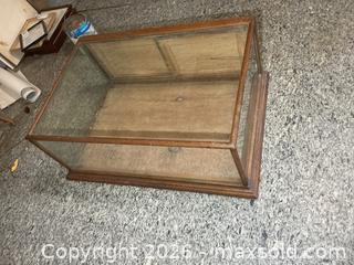 MaxSold Auction: Antique Display Case A - Greater Napanee (Ontario, Canada) PARTNER MANAGED Estate Sale Online Auction - Camden Road