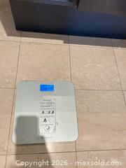 MaxSold Auction: Etekcity Digital Bathroom Scale EB43875 Silver/Gray - Toronto (Ontario, Canada) SELLER MANAGED Estate Sale Online Auction - Burnhamthorpe Crescent (CONDO)