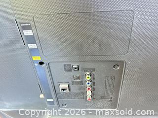 MaxSold Auction: Samsung 48 inch LED TV UN48J5200AF (UN48J5200) - Toronto (Ontario, Canada) SELLER MANAGED Estate Sale Online Auction - Burnhamthorpe Crescent (CONDO)