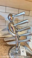 MaxSold Auction: Raffaele Iannello 6-Piece Stainless Steel Knife Set with Stand - Kingston (Ontario, Canada) Moving Online Auction - Lundy's Lane