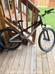 MaxSold Auction: Giant xtc 2 bike  - Gananoque (Ontario, Canada) SELLER MANAGED Downsizing Online Auction -Elmwood Drive