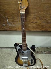 MaxSold Auction: Guitar and Amp B  - South Huron (Ontario, Canada) PARTNER MANAGED Estate Sale Online Auction - Gidley Street West