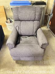 MaxSold Auction: LAZBOY Remote Recliner C - South Huron (Ontario, Canada) PARTNER MANAGED Estate Sale Online Auction - Gidley Street West