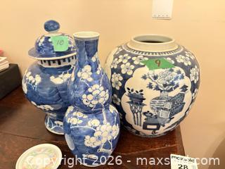 MaxSold Auction: Blue & White Porcelain/Ceramic Oriental Jar & Vase B - Mississippi Mills (Ontario, Canada) Moving Online Auction - Vaughan Street