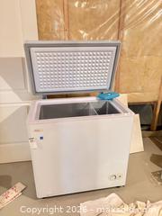 MaxSold Auction: Danby Chest Freezer C - Mississippi Mills (Ontario, Canada) Moving Online Auction - Vaughan Street