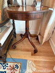 MaxSold Auction: Mahogany Round Pedestal Side/End Table with Leather Inlay Top C - Mississippi Mills (Ontario, Canada) Moving Online Auction - Vaughan Street