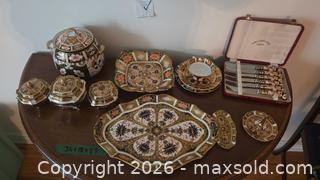 MaxSold Auction: Royal Crown Derby Imari Porcelain Serving & Lidded Jar Set B - Mississippi Mills (Ontario, Canada) Moving Online Auction - Vaughan Street