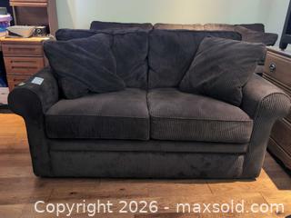 MaxSold Auction: La-Z-Boy Corduroy Loveseat D - Port Hope (Ontario, Canada) Estate Sale Online Auction - Sherbourne Street