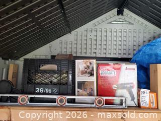 MaxSold Auction: Wagner Paint Sprayer Kit, Jobmate Heat Tool & Rubi SMALLBRIC Tile Cutter B - Port Hope (Ontario, Canada) Estate Sale Online Auction - Sherbourne Street