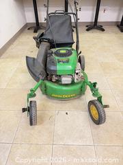 MaxSold Auction: John Deere JS40 Self-Propelled Walk-Behind Mower - East Brunswick (New Jersey, USA) SELLER MANAGED Reseller Online Auction -  Tices Lane