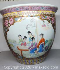 MaxSold Auction: X-Large 14” tall , hand painted Famille Rose Gilded  porcelain pot about 14 inches tall!  - New Westminster (British Columbia, Canada) SELLER MANAGED Downsizing Online Auction -  Hamilton