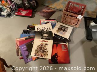 MaxSold Auction: 40+ 12" LP Vinyl Records - Rock & Pop Artists - London (Ontario, Canada) PARTNER MANAGED Estate Sale Online Auction -  Mcgarrell Drive
