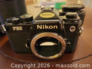 MaxSold Auction: Camera - Toronto (Ontario, Canada) SELLER MANAGED Moving Online Auction - Sumner Heights Drive
