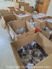 MaxSold Auction: Massive Reseller Lot: Thousands of New Mechanical Keyboard Switches (Kailh, Kono, Hako) - South San Francisco (California, USA) SELLER MANAGED Commercial Liquidation Online Auction - Beacon Street