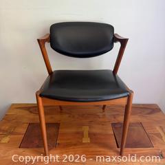MaxSold Auction: Mid-Century Teak Model 42 Dining Chair by Kai Kristiansen, 1960s - Toronto (Ontario, Canada) PARTNER MANAGED Reseller Online Auction - Crouse Road (STORAGE)