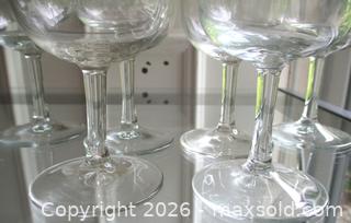 MaxSold Auction: VINTAGE ESTATE SET OF SIX CLEAR WINE GLASSES - Prince Edward (Ontario, Canada) PARTNER MANAGED Estate Sale Online Auction - County Road 3 