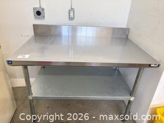 MaxSold Auction: Thoronox Commercial-Grade Stainless Steel Prep Table  - Owen Sound (Ontario, Canada) SELLER MANAGED Commercial Liquidation Online Auction - 2nd Avenue East