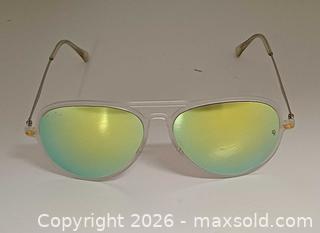 MaxSold Auction: Ray Ban RB 4211 sunglasses with case made in Italy  - Toronto (Ontario, Canada) PARTNER MANAGED Reseller Online Auction - Queen Street West