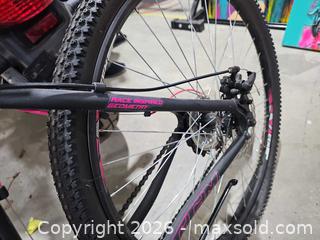 MaxSold Auction: 26" Mountain Bike, 7-Speed, Mechanical Disc Brakes - Toronto (Ontario, Canada) PARTNER MANAGED Reseller Online Auction - Coldwater Road