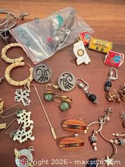 MaxSold Auction: Assorted Jewelry Lot — Earrings, Necklaces, Brooches, Bracelets - Okatie (South Carolina, USA) SELLER MANAGED Moving Online Auction - Bee Tree Drive