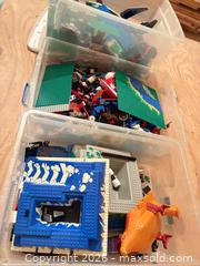 MaxSold Auction: HUGE Mixed VINTAGE LEGOs - Okatie (South Carolina, USA) SELLER MANAGED Moving Online Auction - Bee Tree Drive