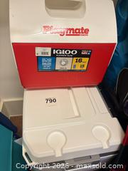 MaxSold Auction: Igloo 60 qt Rolling Cooler with Telescoping Handle and Playmate Cooler - Okatie (South Carolina, USA) SELLER MANAGED Moving Online Auction - Bee Tree Drive
