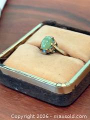 MaxSold Auction: Vintage 10K Yellow Gold Ring with Green Glass or Stone Setting - Okatie (South Carolina, USA) SELLER MANAGED Moving Online Auction - Bee Tree Drive