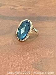 MaxSold Auction: Vintage Yellow Gold Oval Black Setting Ring - Okatie (South Carolina, USA) SELLER MANAGED Moving Online Auction - Bee Tree Drive