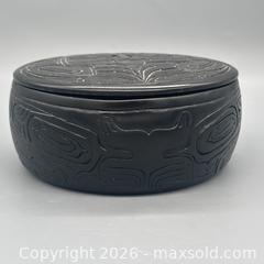 MaxSold Auction: Black Carved Lacquer Decorative Box with Northwest Coast Motif - CWI-500 - Ottawa (Ontario, Canada) PARTNER MANAGED Estate Sale Online Auction - Bongard Avenue (STORAGE)