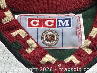 MaxSold Auction: CCM Phoenix/Arizona Coyotes Men's Medium Hockey Jersey - Ottawa (Ontario, Canada) PARTNER MANAGED Estate Sale Online Auction - Bongard Avenue (STORAGE)
