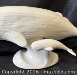 MaxSold Auction: Scarce White Glazed Blue Mountain Pottery BMP 14" Romar Whale + Calf Sculpture Perfect - Toronto (Ontario, Canada) PARTNER MANAGED Reseller Online Auction - Railside Road