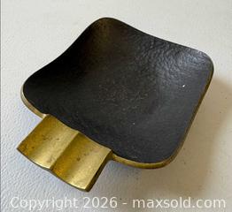 MaxSold Auction: Vienna Werkstatte Walter Bosse Style Austria Modernist Bronze Ashtray Signed Radex    - Toronto (Ontario, Canada) PARTNER MANAGED Reseller Online Auction - Railside Road