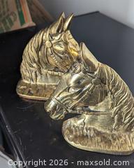MaxSold Auction: Vintage Pair Solid Brass Equine Horse Head Bookends - Toronto (Ontario, Canada) PARTNER MANAGED Reseller Online Auction - Railside Road