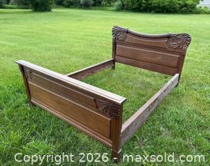 MaxSold Auction: Antique Jacobean Revival Carved Quarter-Sawn Oak Bed Frame c.1900 - Hamilton (Ontario, Canada) SELLER MANAGED Estate Sale Online Auction - Park Street