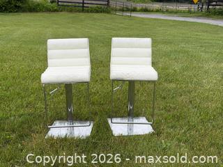 MaxSold Auction: Pair of Modern White Faux Leather Adjustable Swivel Bar Stools Chrome Bases - Hamilton (Ontario, Canada) SELLER MANAGED Estate Sale Online Auction - Park Street