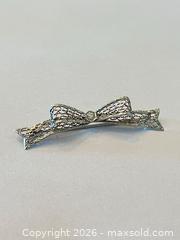 MaxSold Auction: (14K) White Gold Filigree Bow Brooch with Diamond - New Westminster (British Columbia, Canada) PARTNER MANAGED Downsizing Online Auction - Quayside Drive (CONDO)