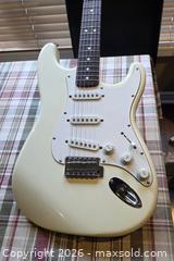 MaxSold Auction: Fender Stratocaster MIM - Toronto (Ontario, Canada) SELLER MANAGED Downsizing Online Auction - Huntingwood Drive