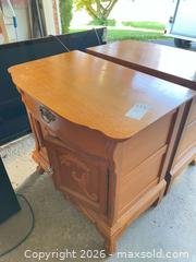 MaxSold Auction: Lexington Solid Wood Light Oak Side Table B - Brantford (Ontario, Canada) Estate Sale Online Auction - Fieldstone Circle