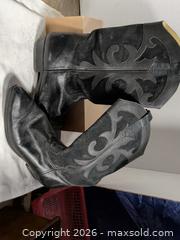 MaxSold Auction: Cowgirl boots - Calgary (Alberta, Canada) SELLER MANAGED Estate Sale Online Auction - 59 Avenue Southeast