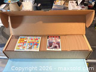 MaxSold Auction: Hundreds of Vintage Topps Baseball Cards 1960s–1970s - Maple Ridge (British Columbia, Canada) PARTNER MANAGED Estate Sale Online Auction - Blanshard Street