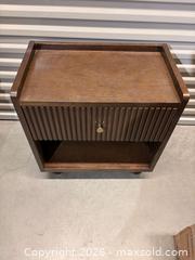 MaxSold Auction: Mid-Century Modern Brown Veneer Nightstand with Drawer - Yonkers (New York, USA) SELLER MANAGED Downsizing Online Auction - Riverdale Avenue (STORAGE)