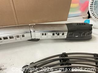 MaxSold Auction: Lionel Prewar Yankee Flyer Zephyr Passenger Train Set “O” Gauge - lot 1000 - East Cocalico Township (Pennsylvania, USA) PARTNER MANAGED Estate Sale Online Auction - West Church Street