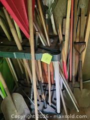 MaxSold Auction: Garden Tools Lot with Rubbermaid Storage Rack - High Bridge (New Jersey, USA) PARTNER MANAGED Estate Sale Online Auction -  West Main Street